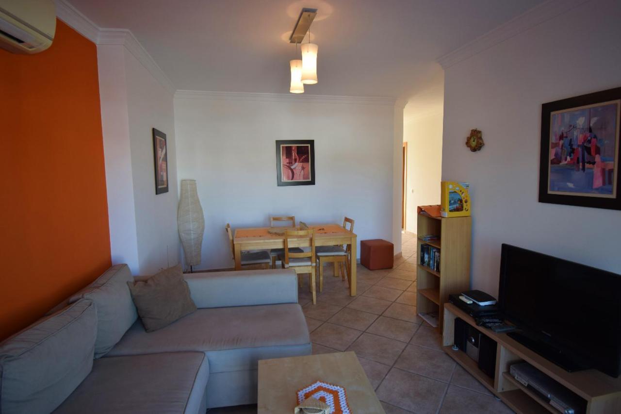 Piscina Apartment Santa Luzia  Extérieur photo