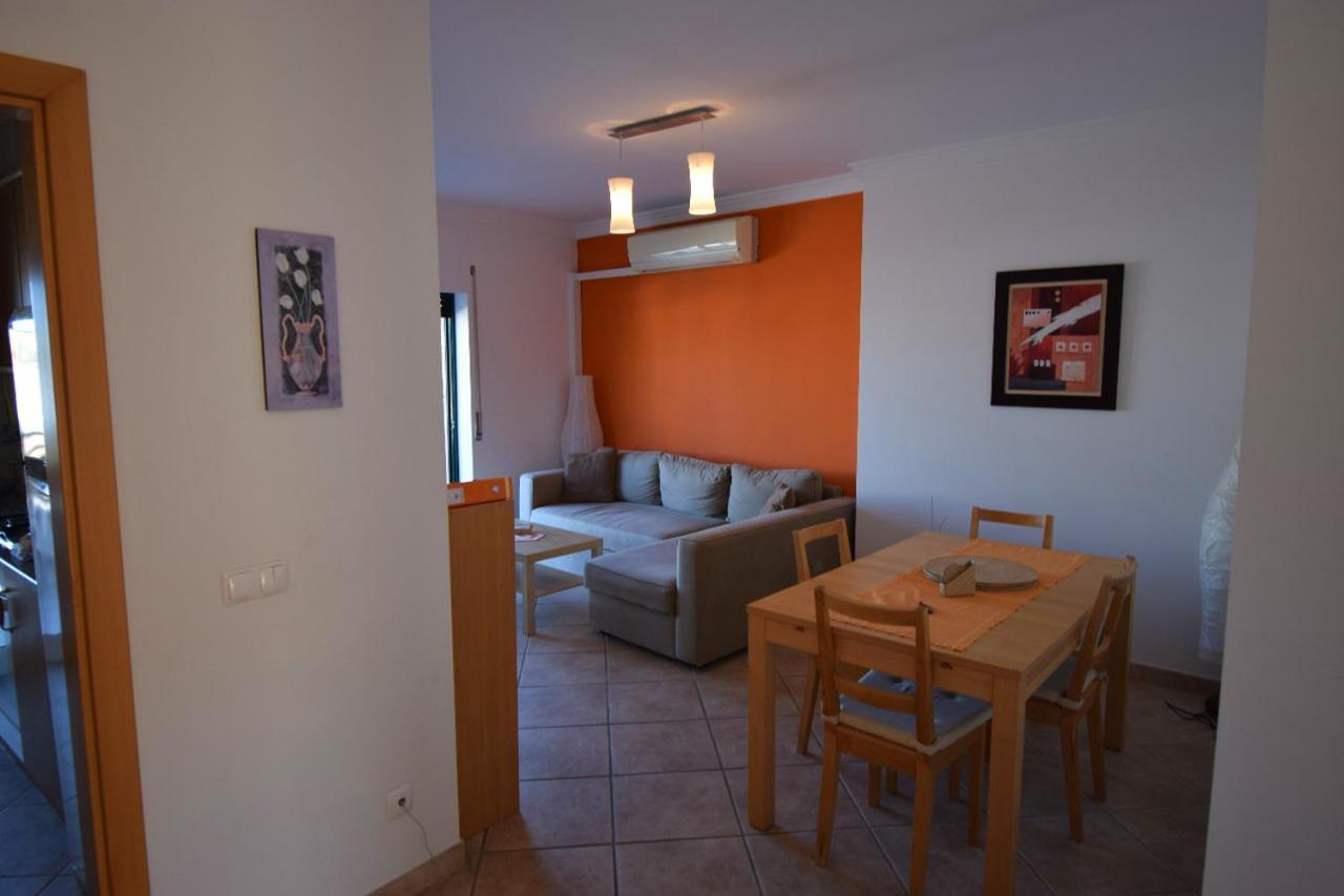 Piscina Apartment Santa Luzia  Extérieur photo
