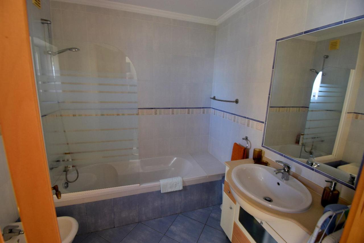 Piscina Apartment Santa Luzia  Extérieur photo